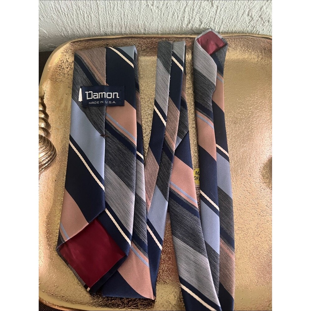 #2180**Damo Men's Striped Neck Tie - Navy and Peach